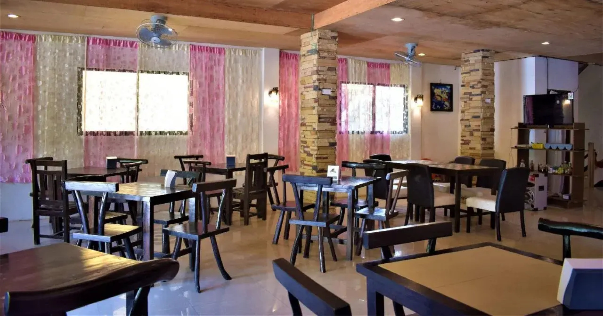 Seaslugs Travellers Inn