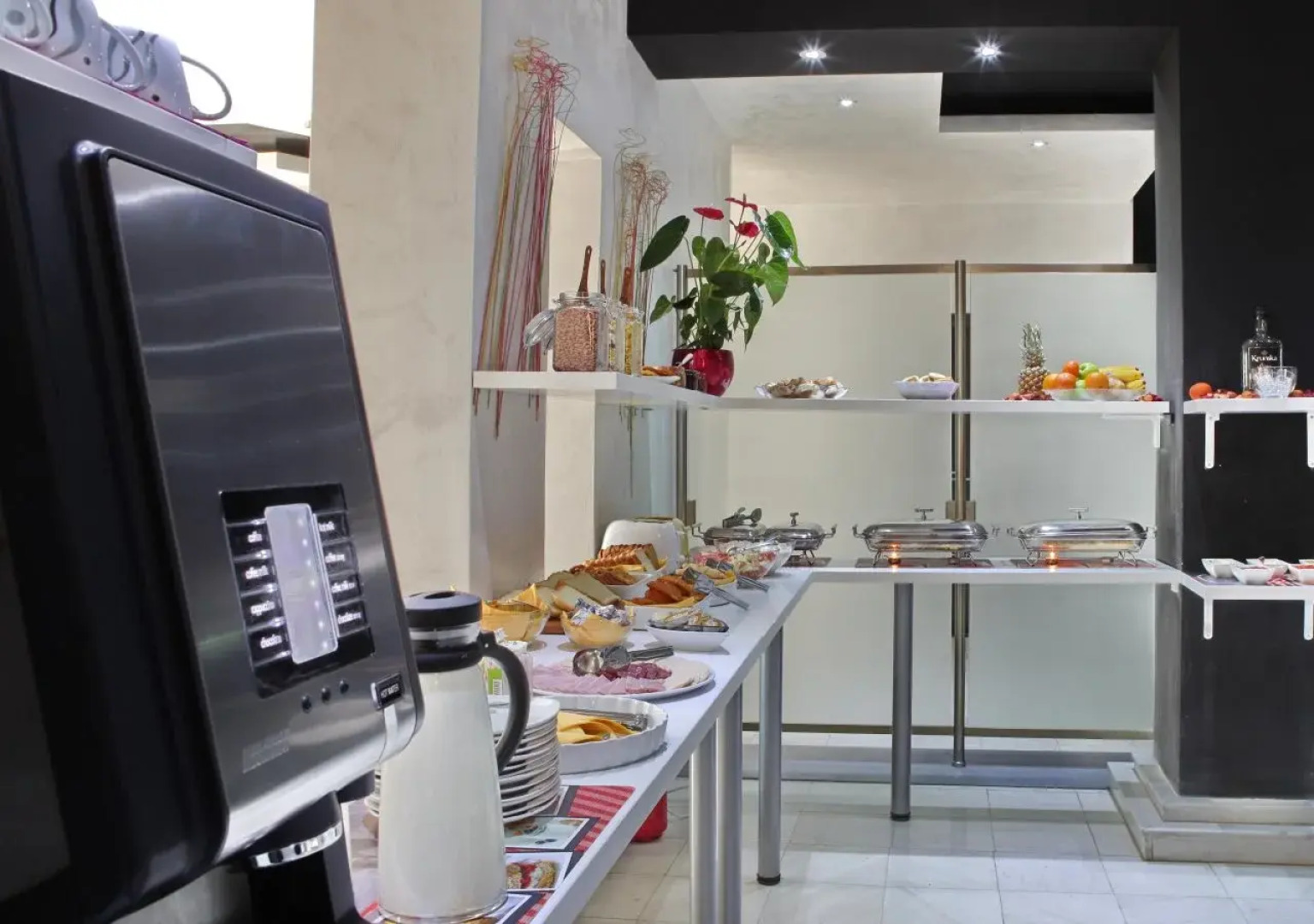 Side One Design Hotel