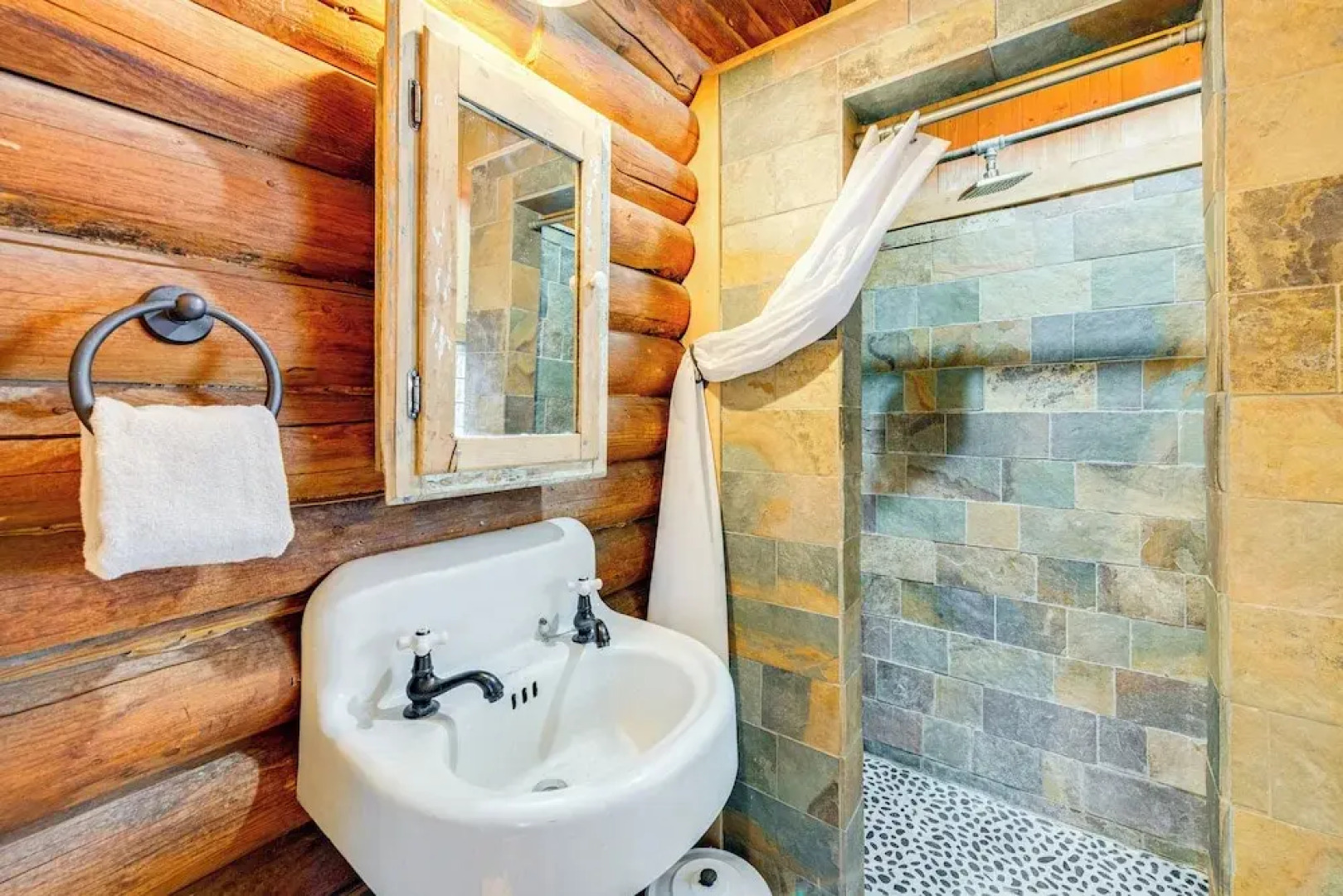 ~ 13 Mi to Main St: Park City Cabin w/ Mtn Views!