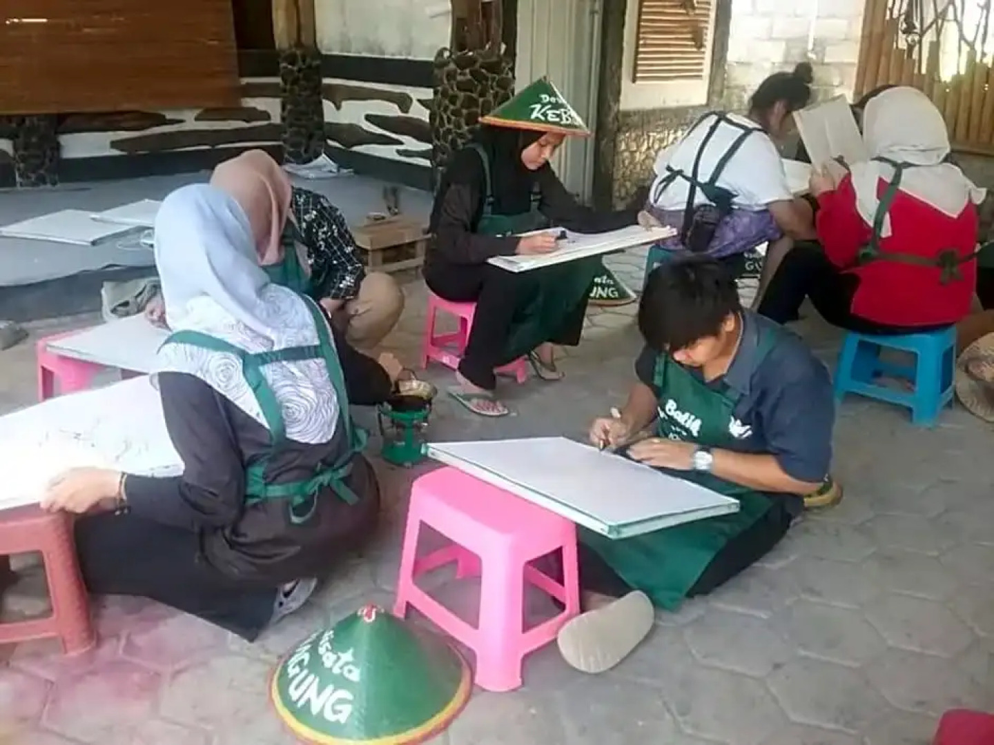 Sardi Homestay by ZUZU