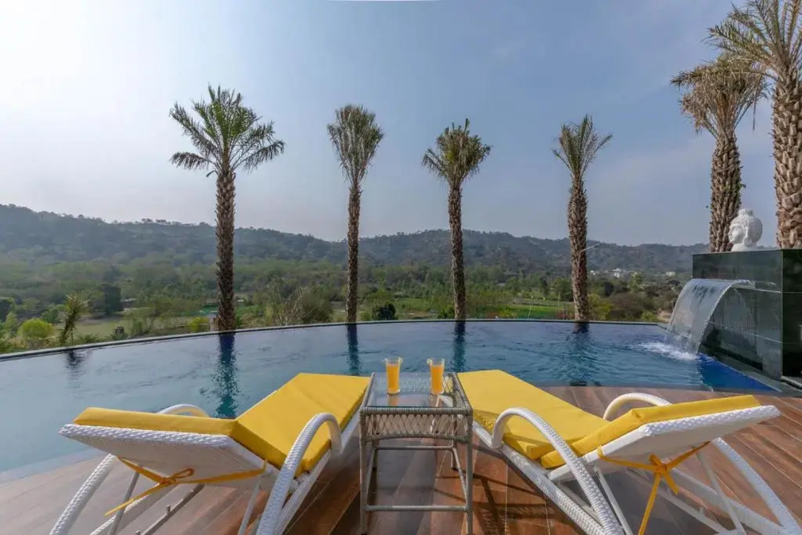 StayVista at Brickwood Hill with Outdoor Infinity Pool & Jacuzzi