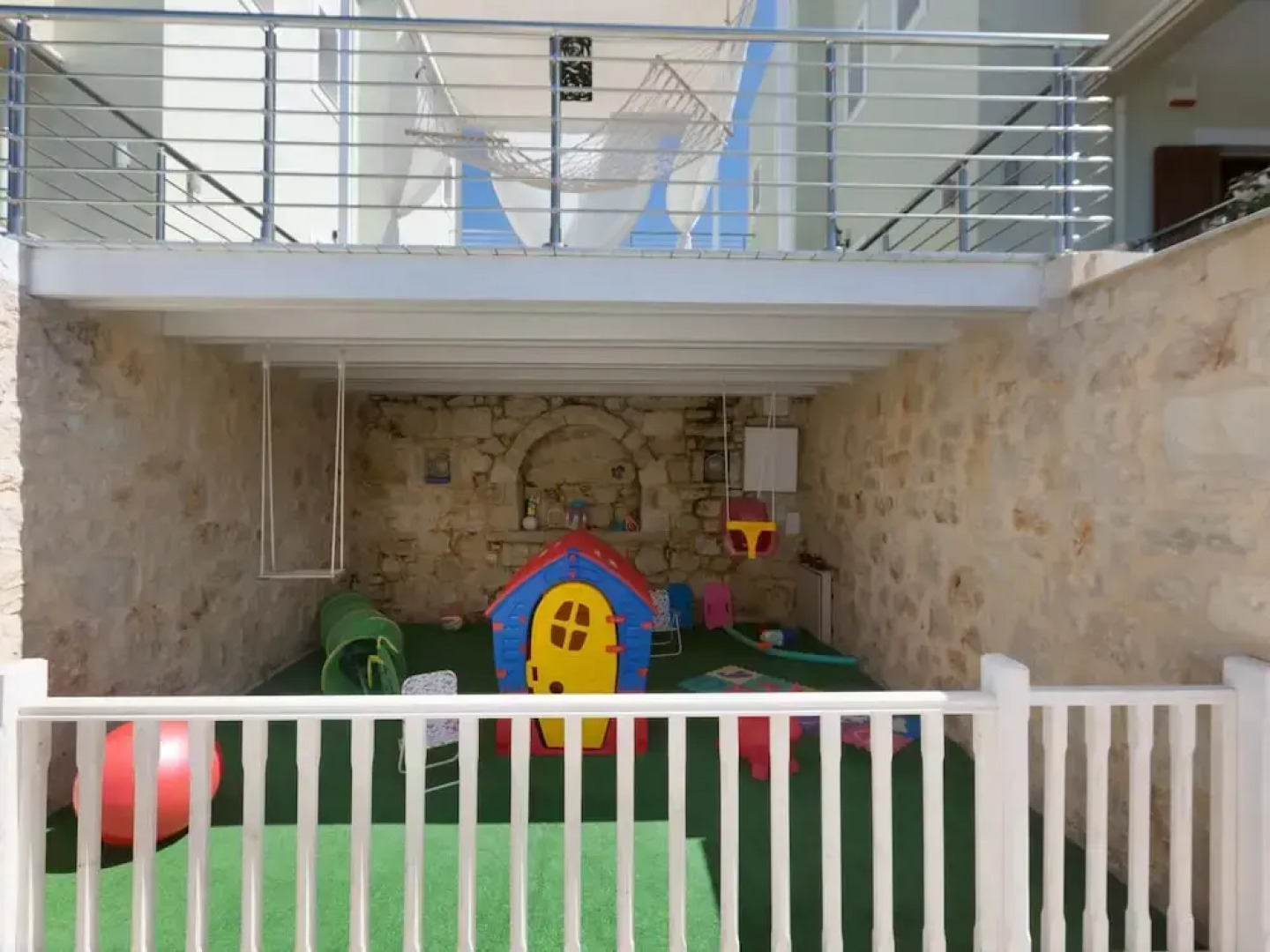 Villa in Crete With Private Pool & Beaches Nearby