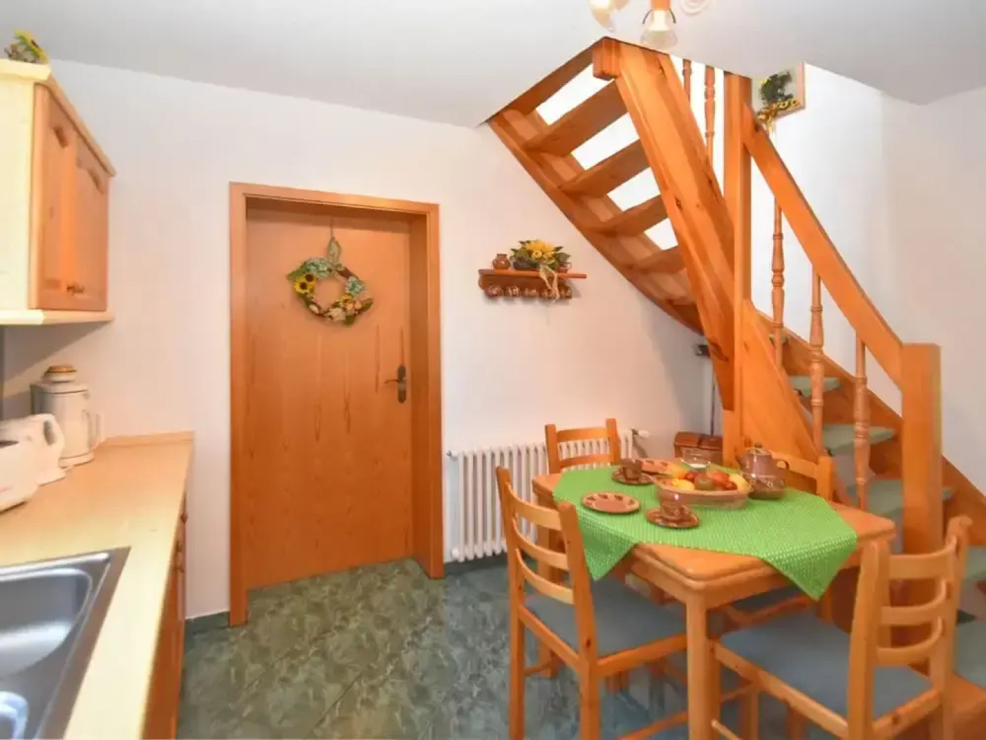 Sophisticated Holiday Home With Garden