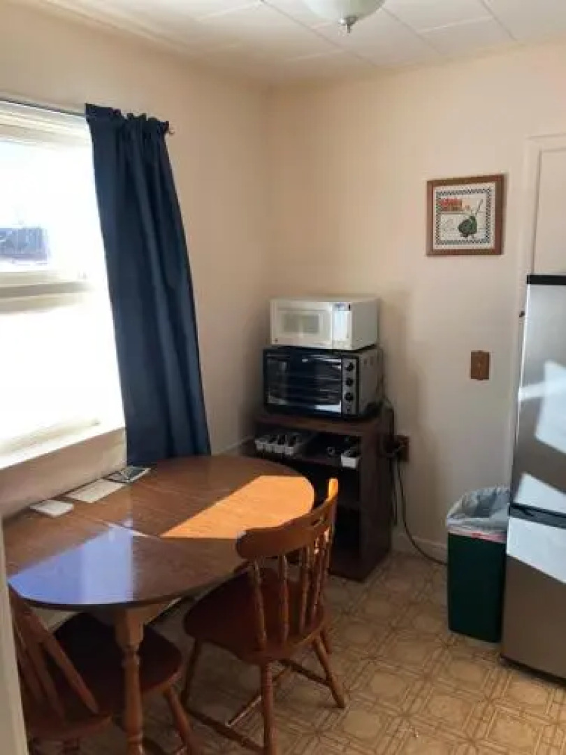 Town & Lake Motel & Cottages