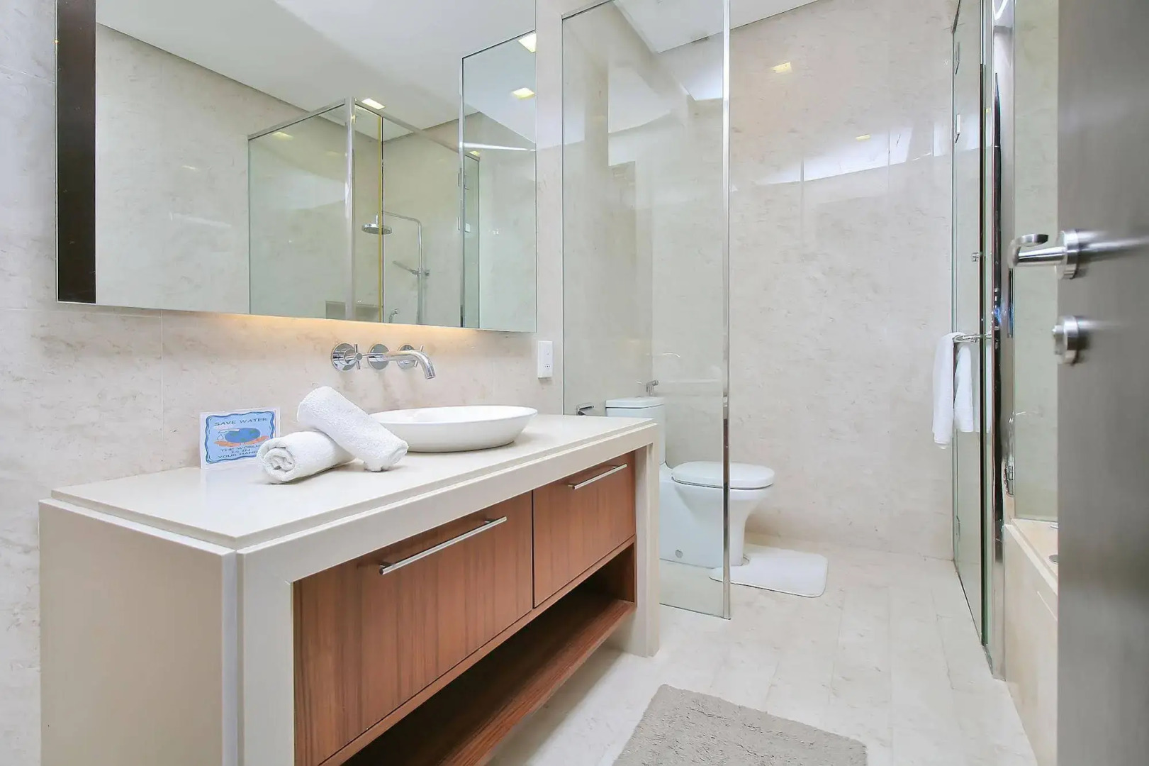 Straits Quay Marina Suites