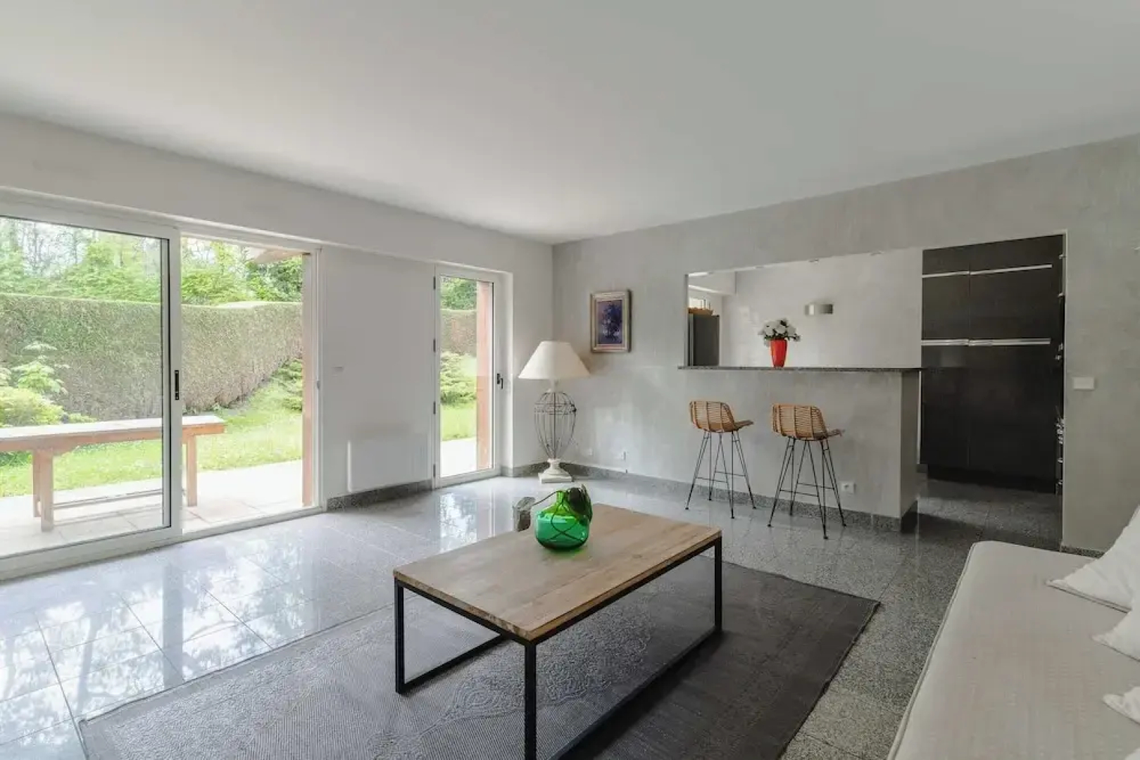 Luxury Haven With Pool, Tennis and Large Garden