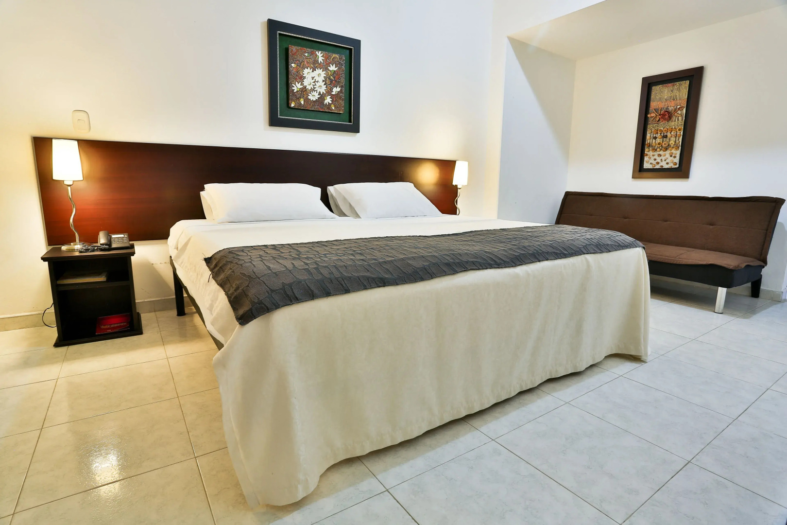 Casablanca Hotel, RestoBar, Catering, Events & Tourism in Garzón