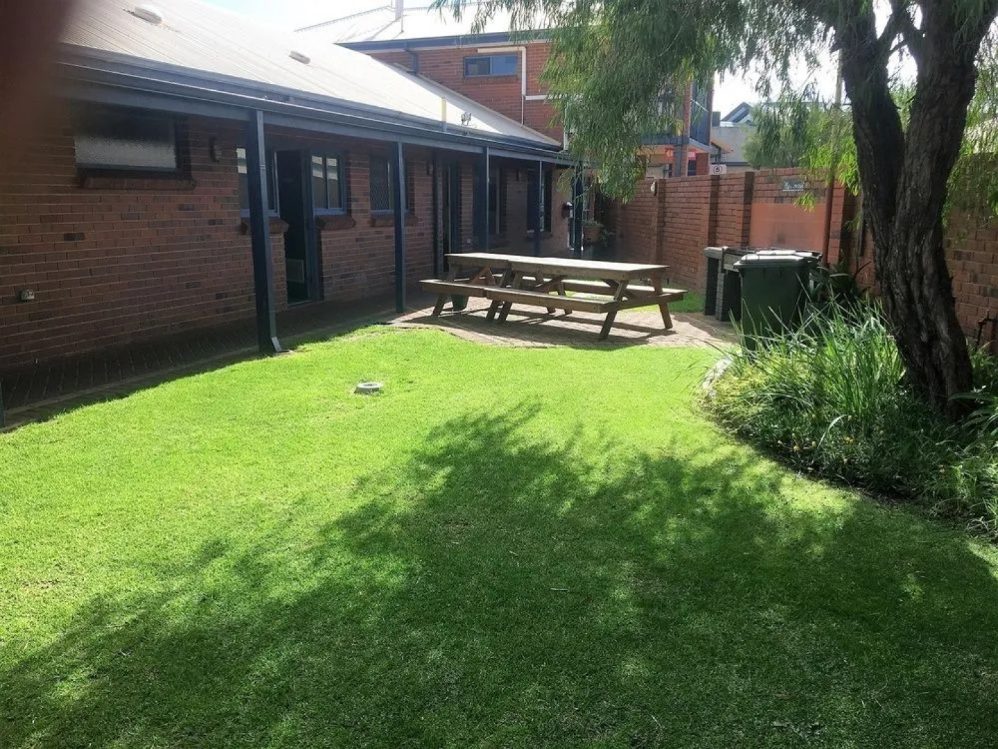 Dunsborough Inn Backpackers