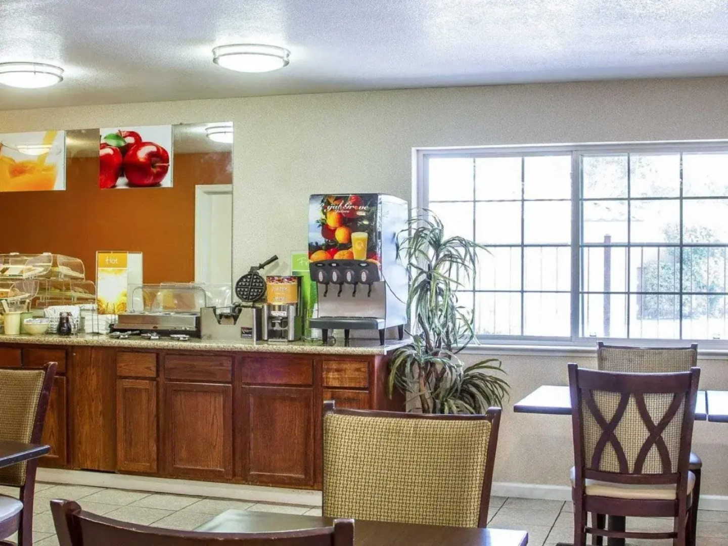 Quality Inn & Suites Lathrop - South Stockton