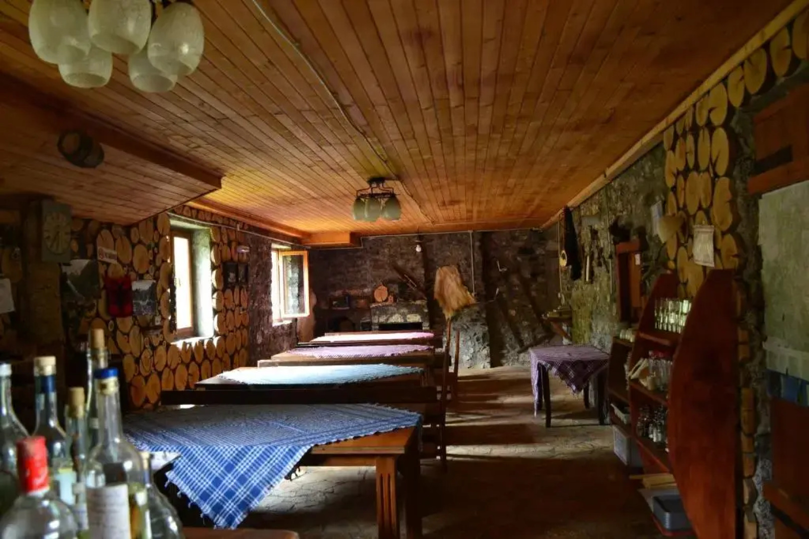 Shpella Guesthouse Theth