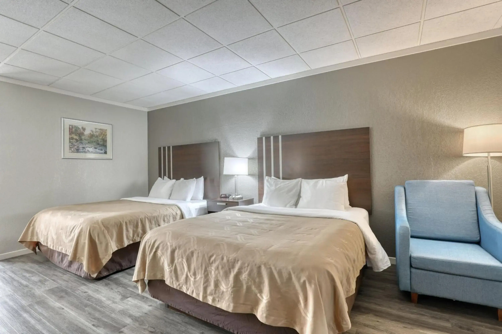 Quality Inn & Suites Green Bay Downtown