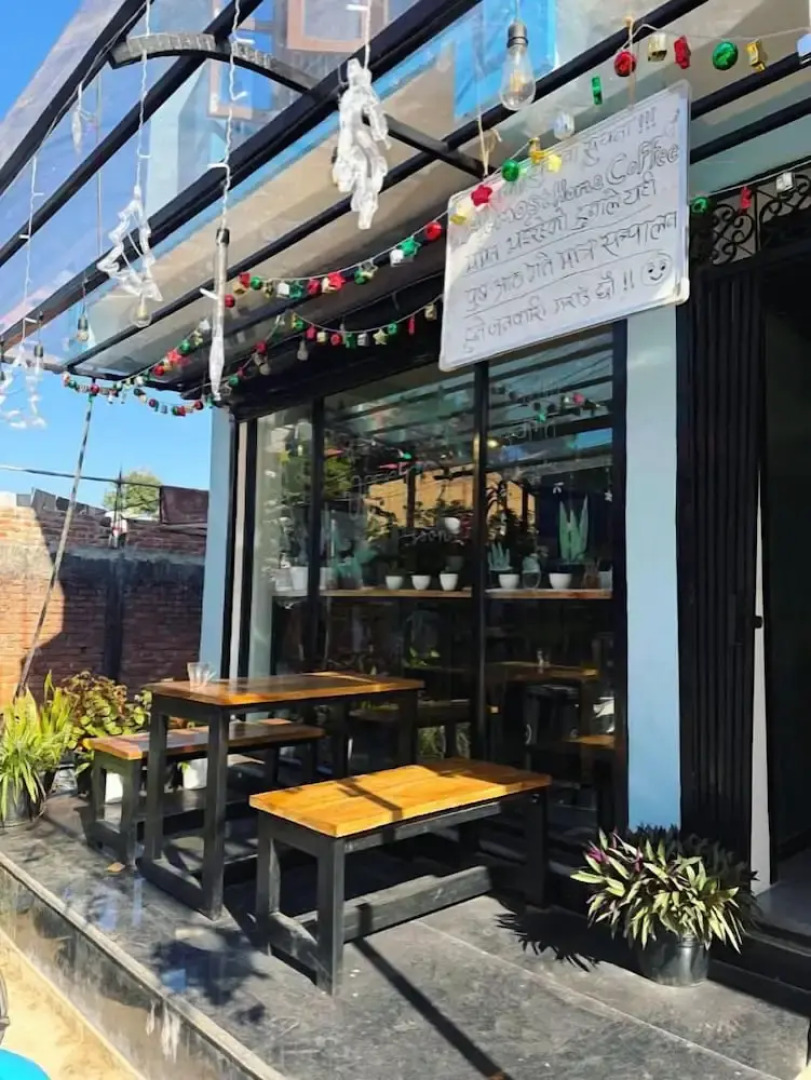 Almost Home Guest House and Cafe