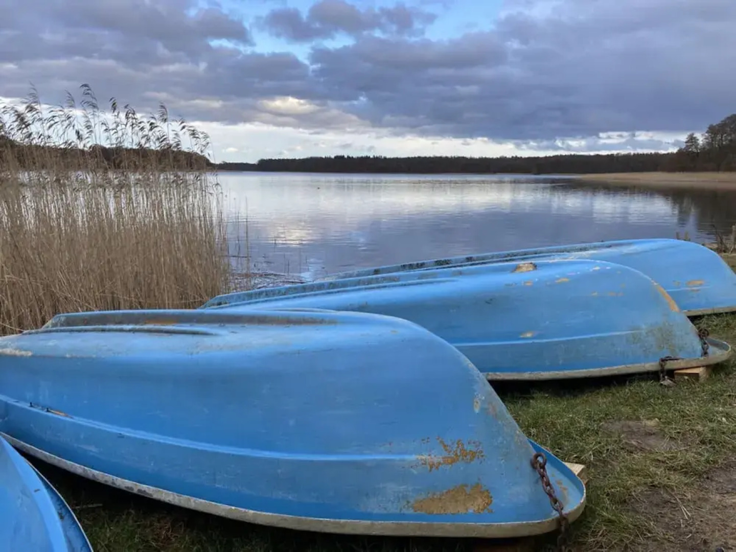 Super Nice Holiday Home by the Lake
