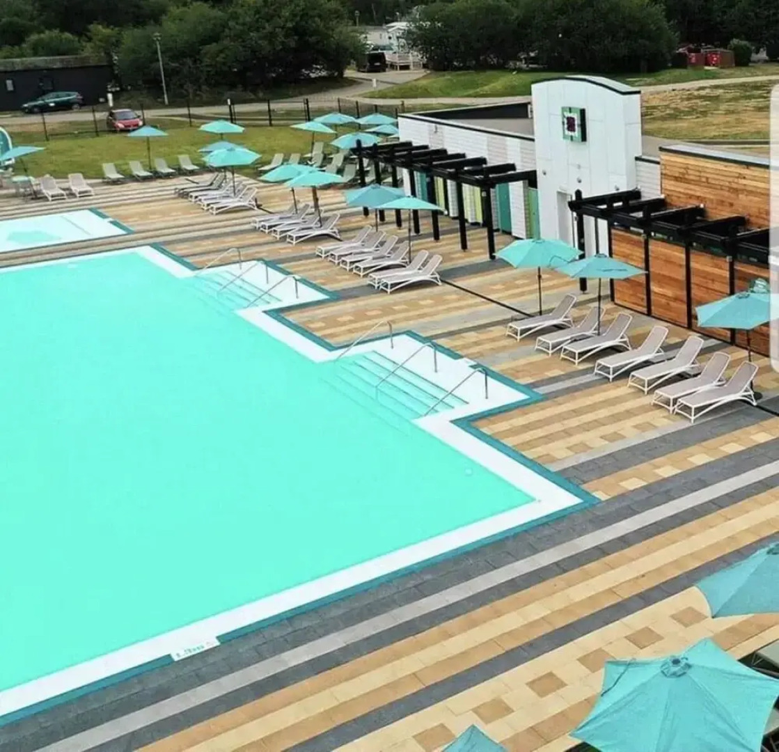 Sherwood Retreat Stunning Modern Hot Tub Holiday