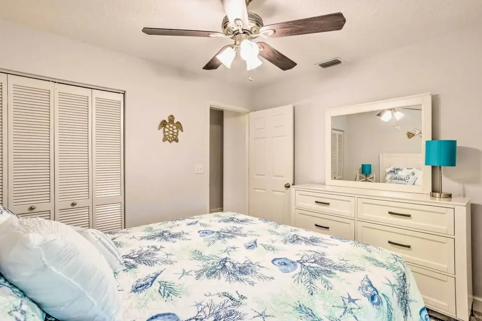 Jupiter Home w/ Patio & Grill ~ 6 Mi to Beach!