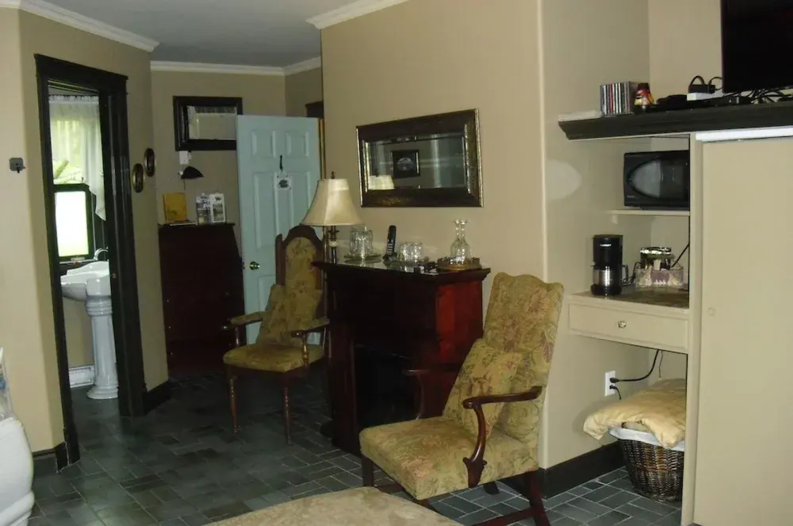 Hampton Bed & Breakfast