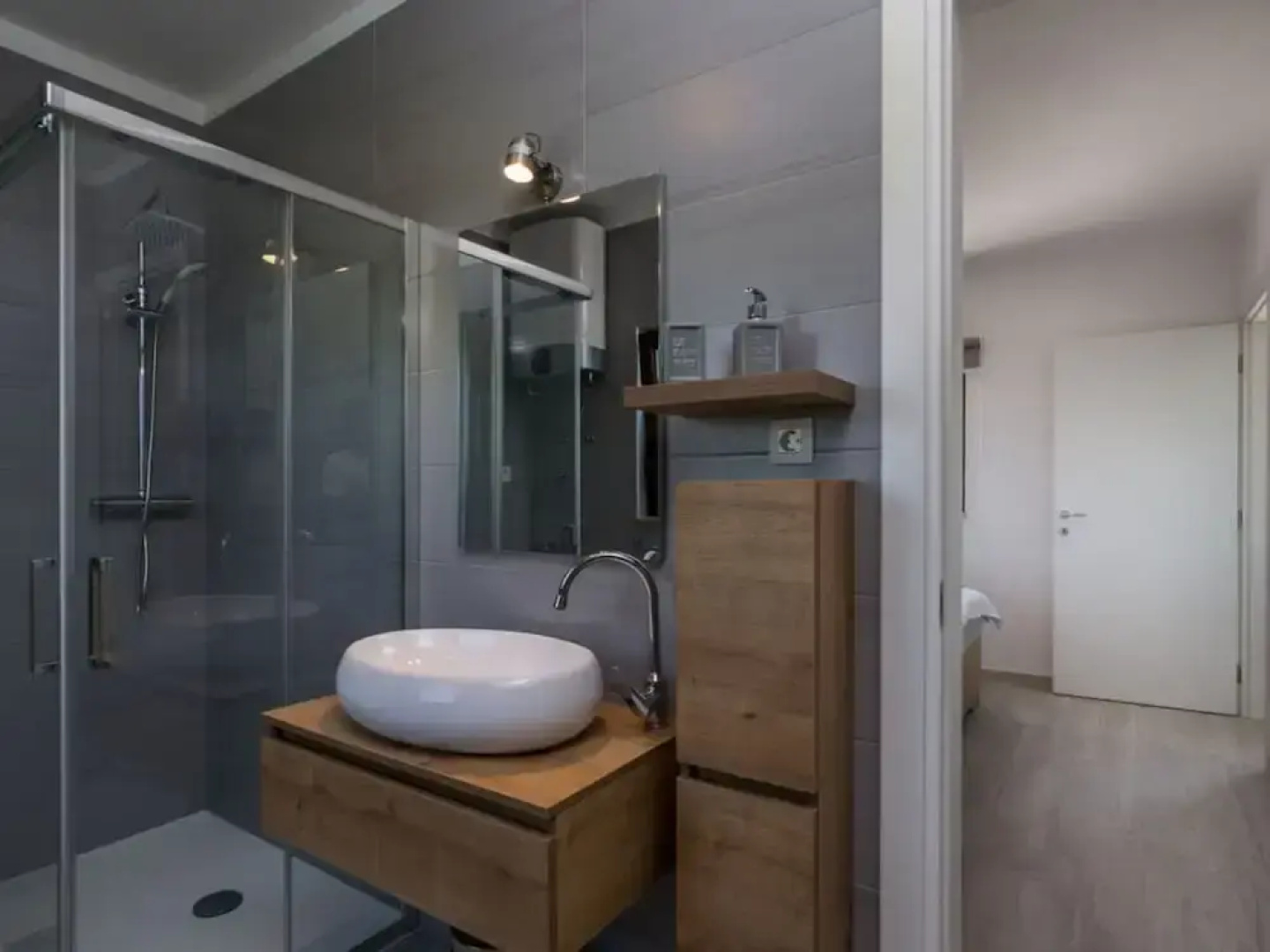 Villa Irma Comfortable Holiday Residence