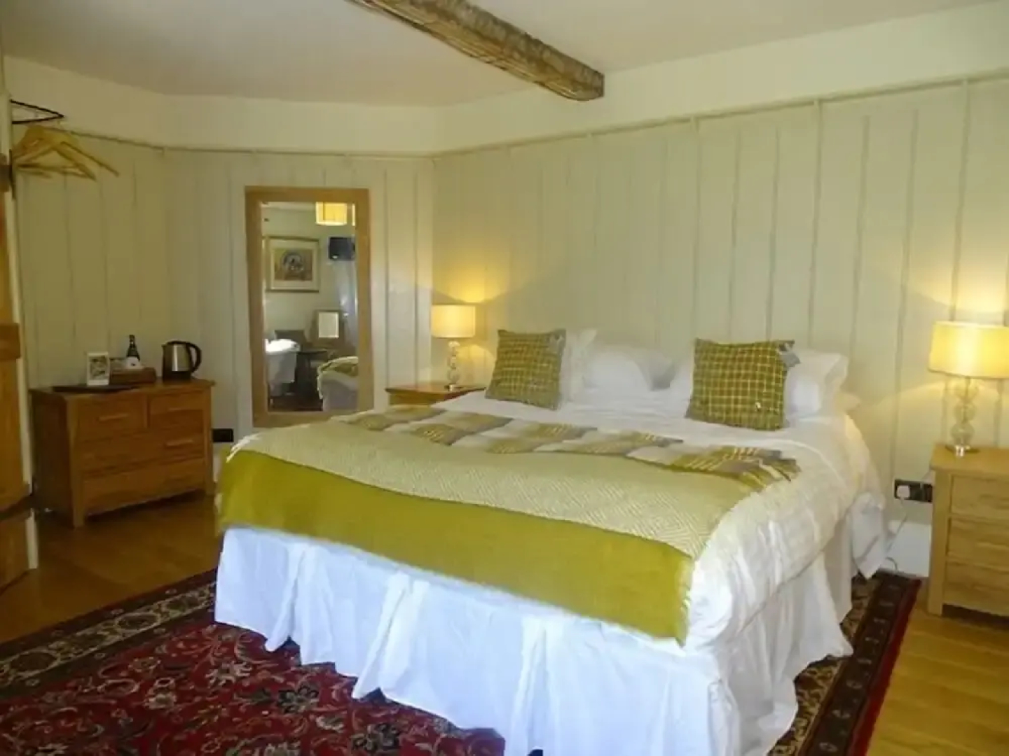 Cann Office Hotel