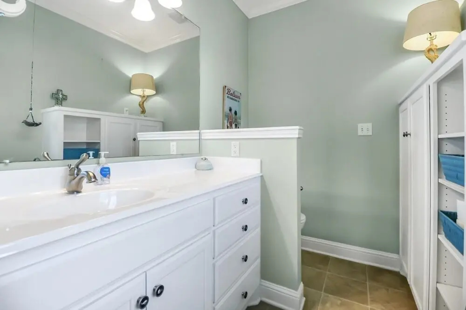 Chateau Mingo 3 Bedroom Home by RedAwning