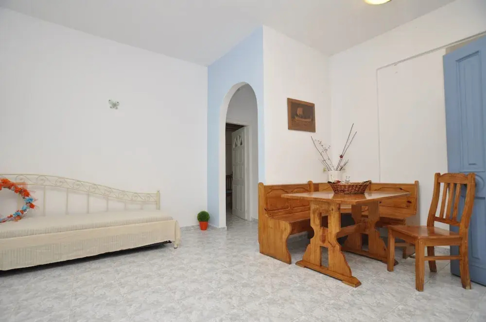Manos Syros Rooms & Apartments