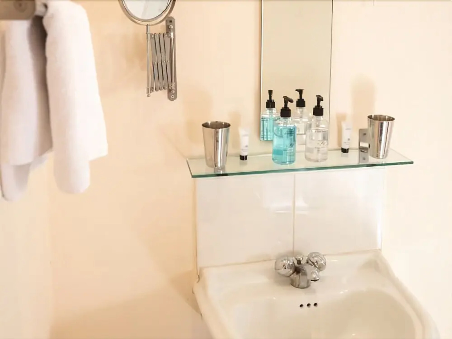 The Gordon Arms Hotel