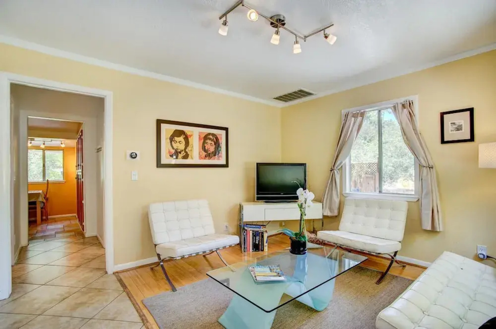 Wine Country Gem 2 Bedrooms 1 Bathroom Home