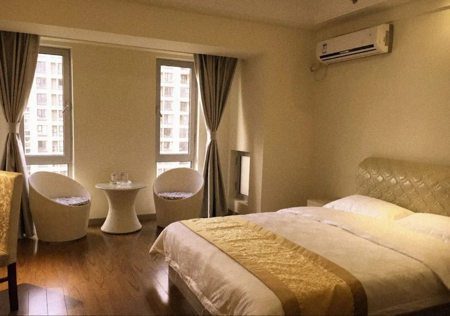 Shanghai Shang Pin Yuan Service Apartment