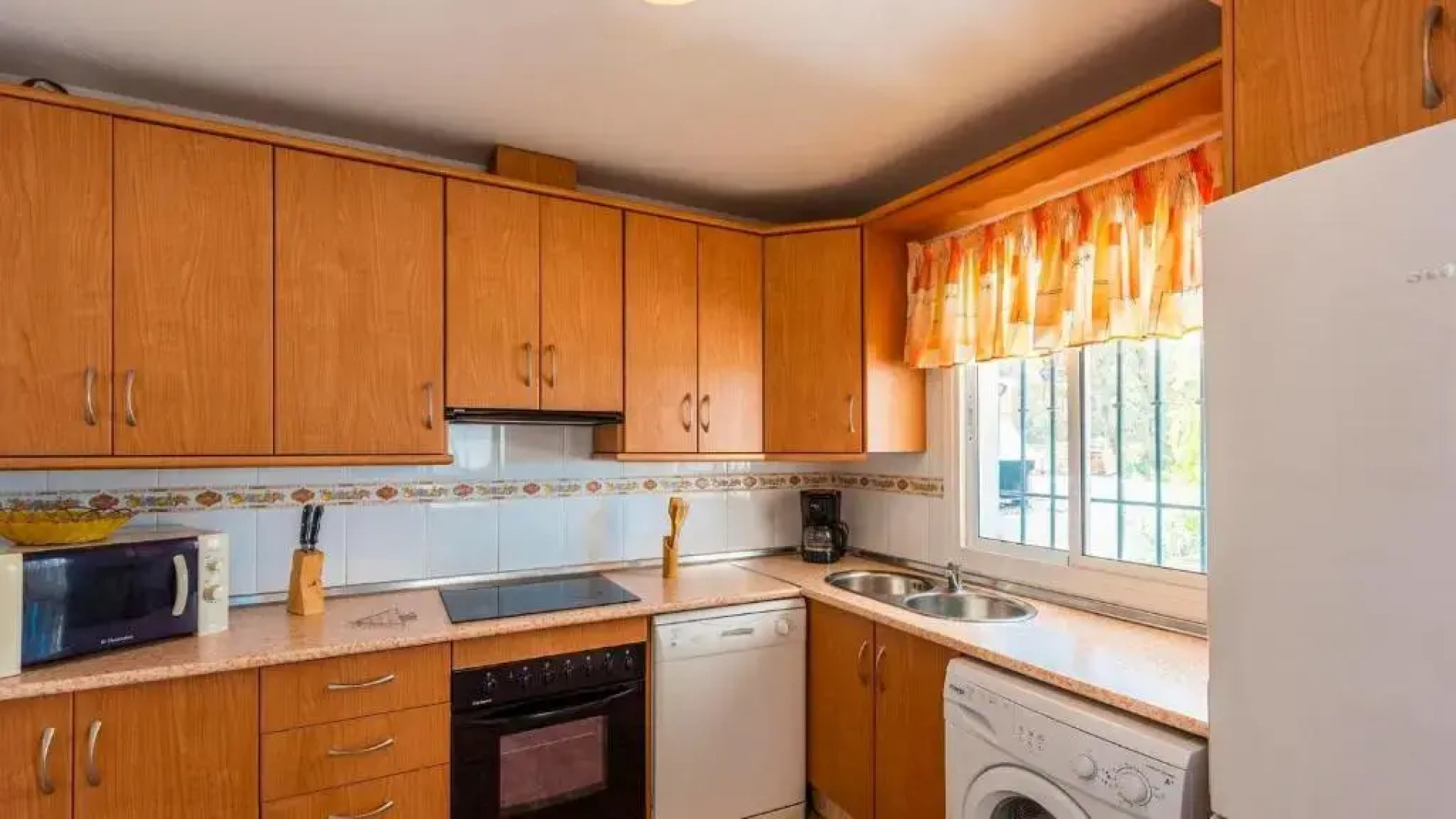 Benama Torrox by Ruralidays