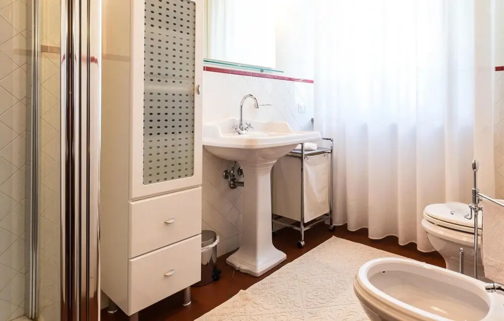 Amazing Home in Chiusi With Wifi, Private Swimming Pool and Outdoor Swimming Pool