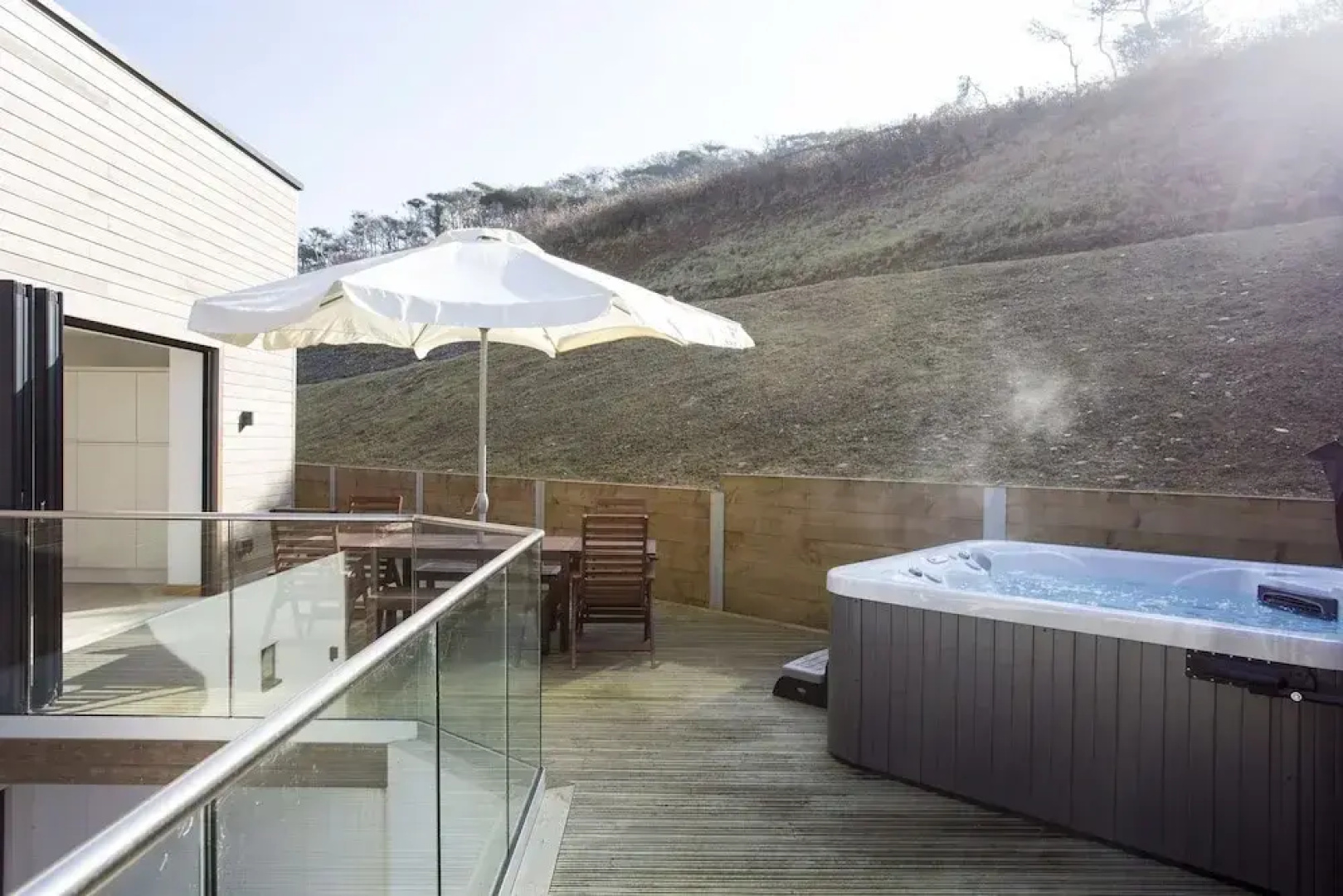 4 bed beach house with hot tub