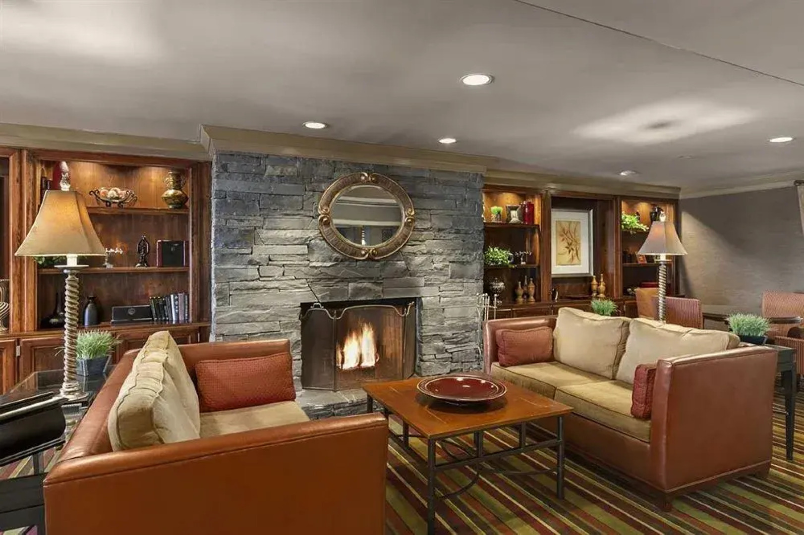 Embassy Suites by Hilton Pittsburgh International Airport