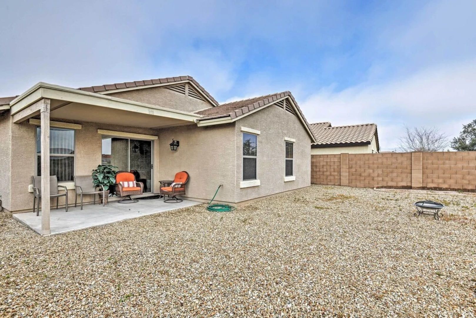 West Phoenix Home: Hike, Dine & Golf Nearby!