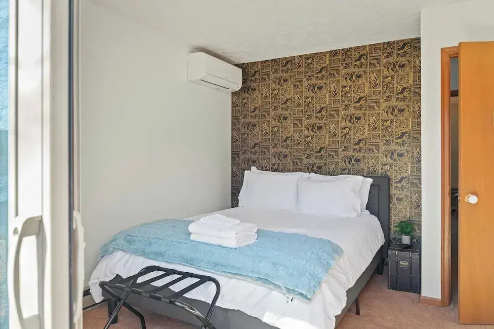 Pirate-themed Lakefront Home w/ Kayaks, Game Room, Views & Hidden Treasure Hunt