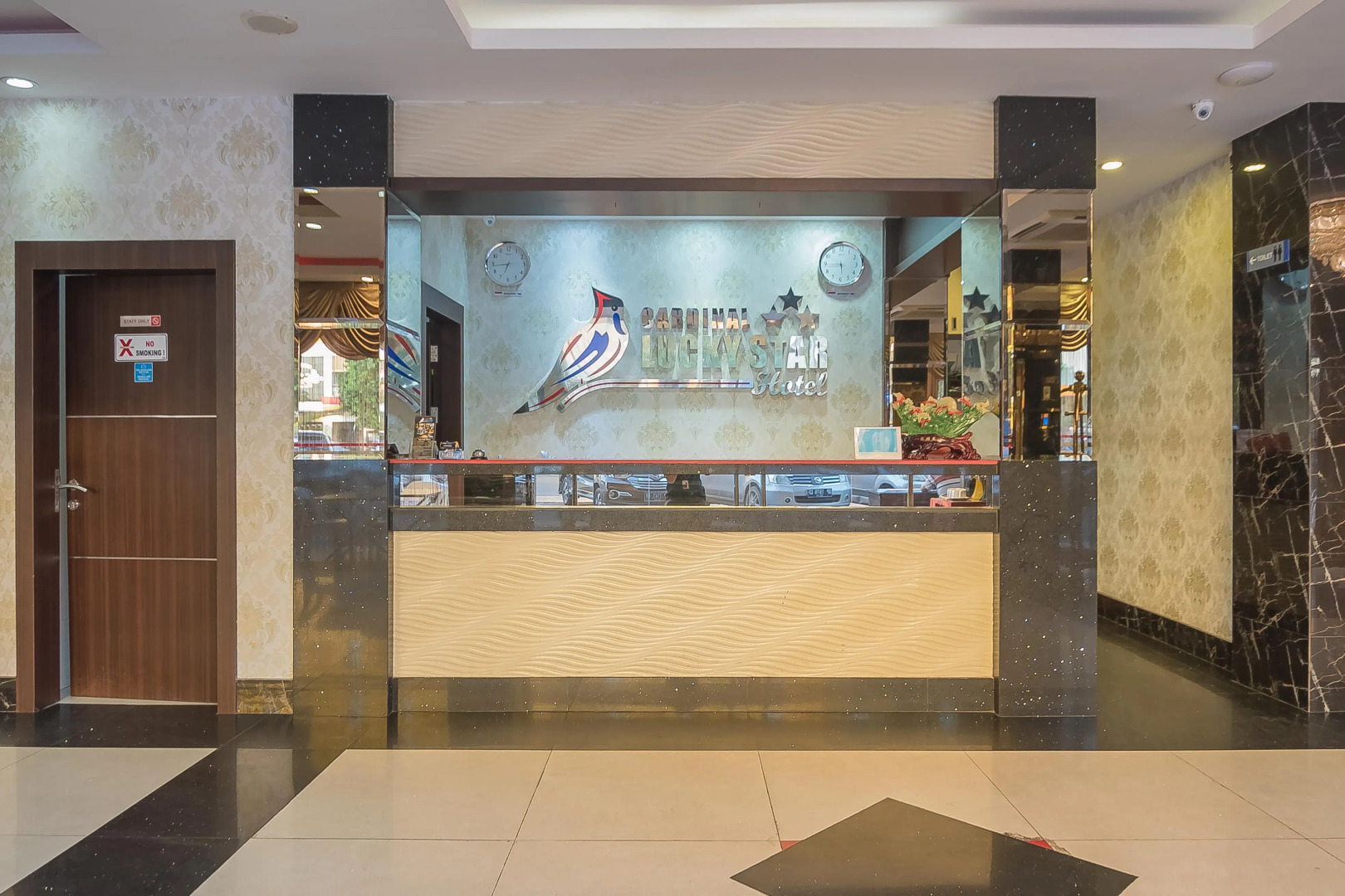 RedDoorz Premium near Grand Batam Mall