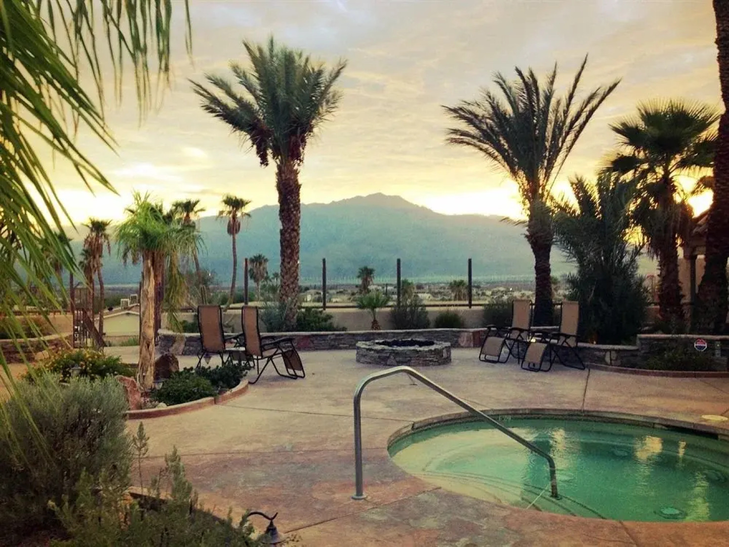 Bella Monte Hot Springs Resort