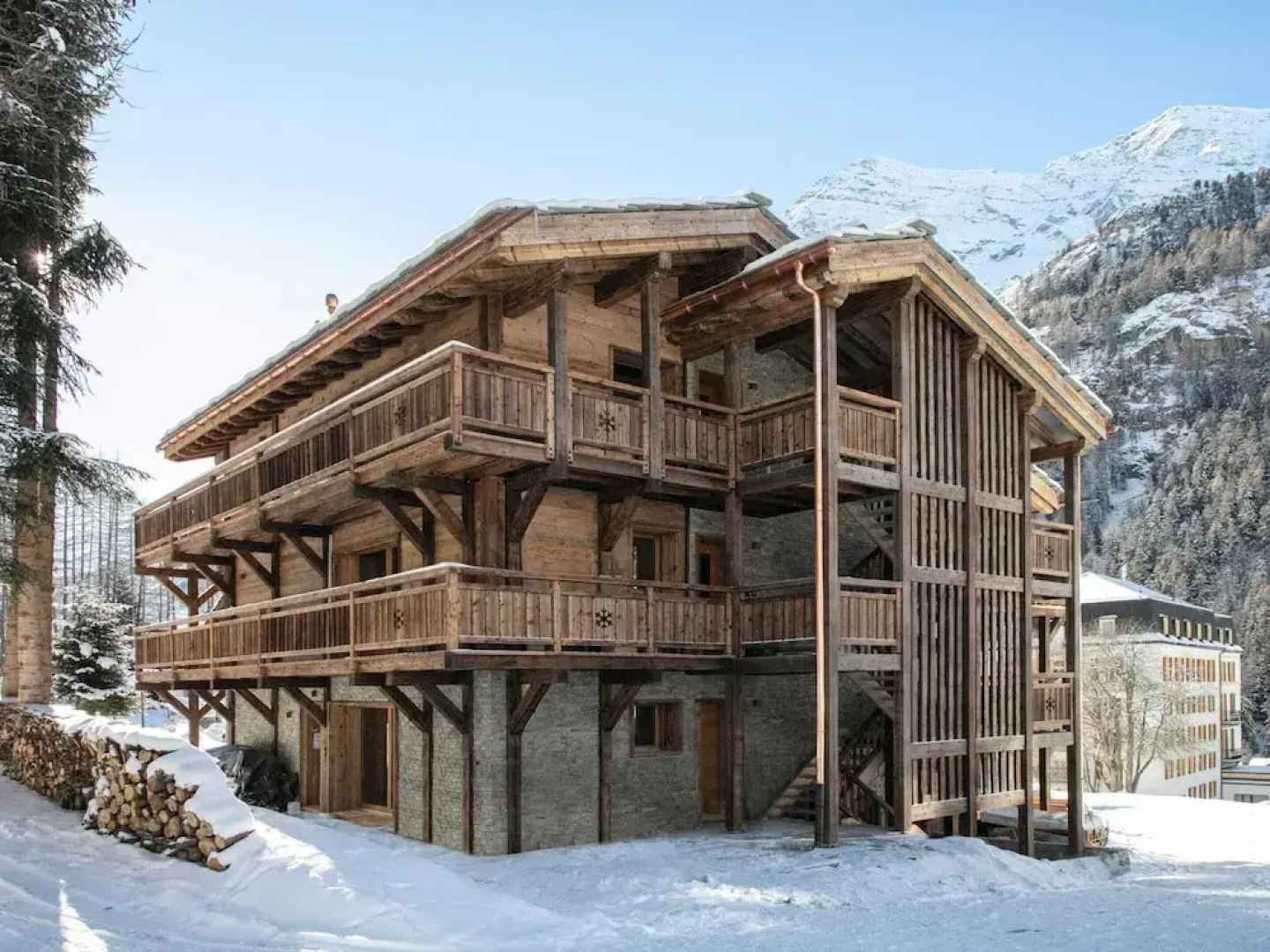 Lavish Apartment With Sauna