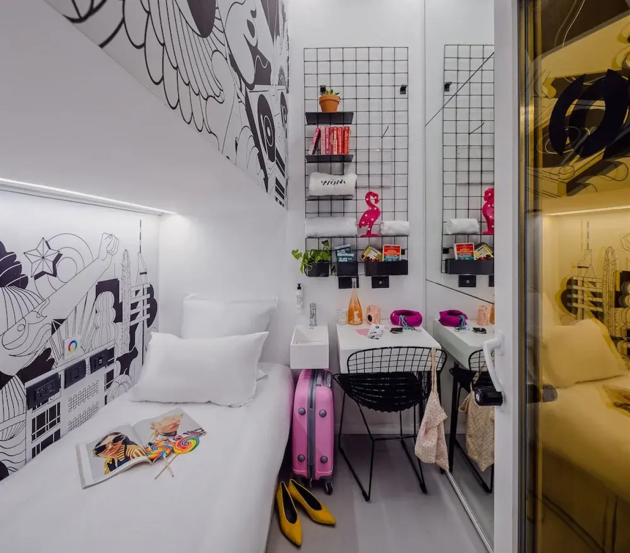 Wom Allenby Pod Hotel