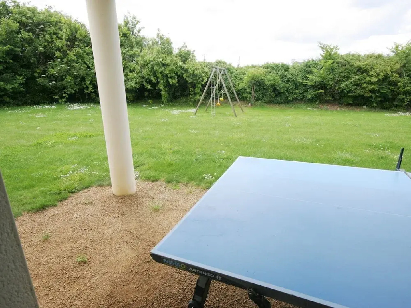 Beautiful Modern Villa With Pool, Jacuzzi and a Luxury Kitchen Island