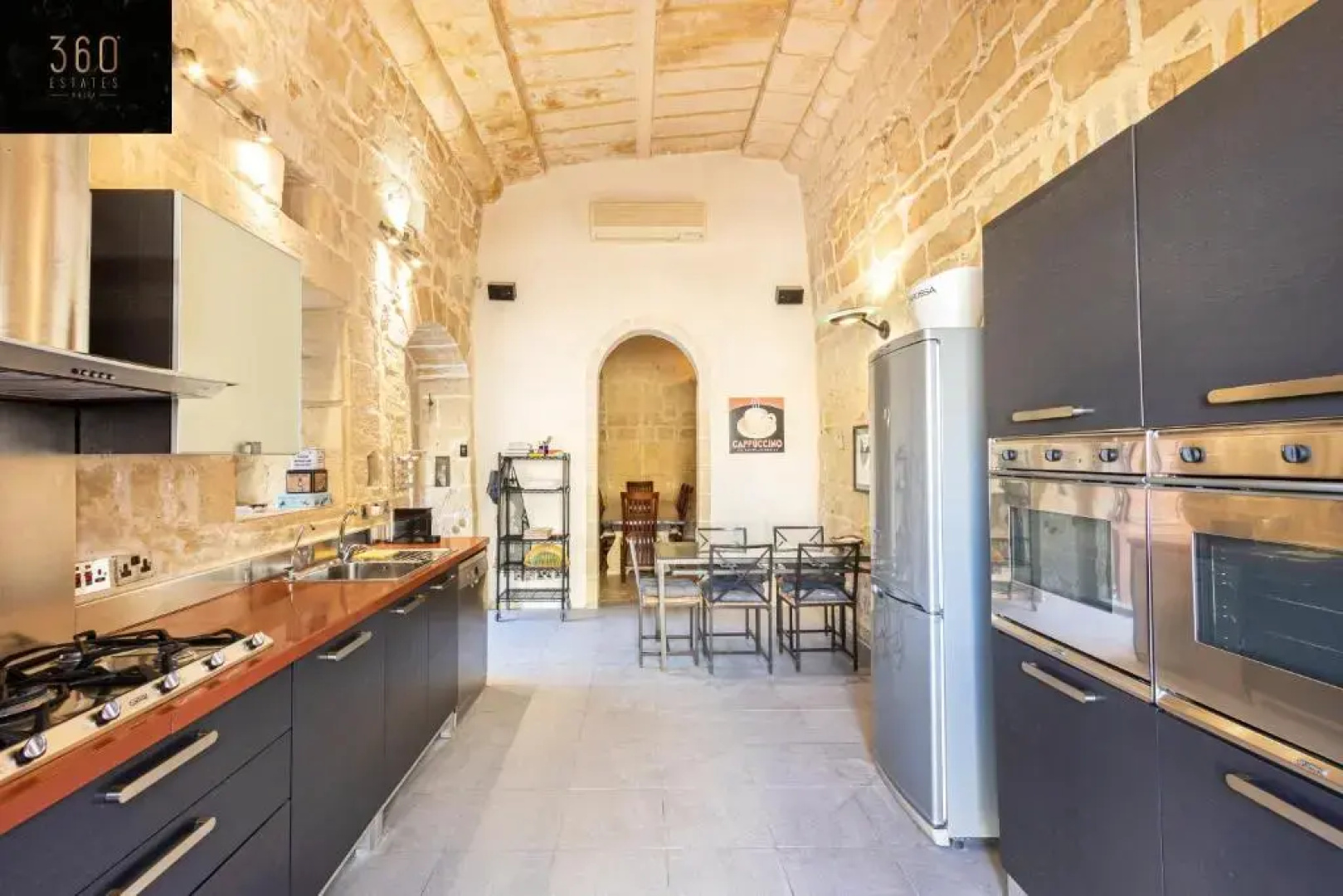 Beautiful, Designer villa with Private pool & BBQ by 360 Estates