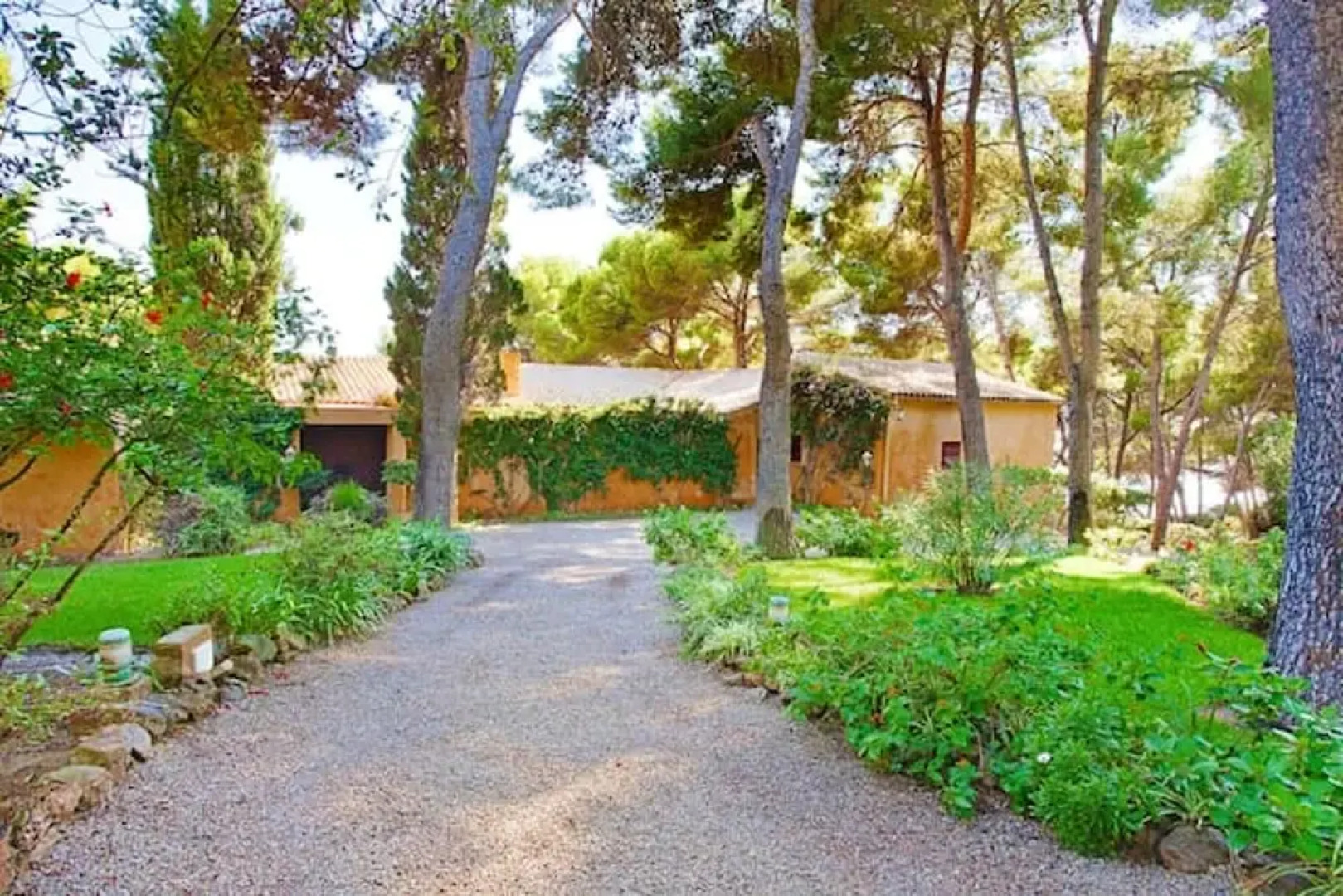 House With 5 Bedrooms in Son Servera, With Wonderful sea View, Terrace and Wifi