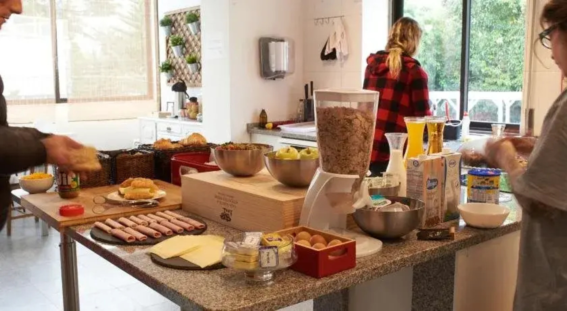 Cascais Cool Hostel Suites & Pool