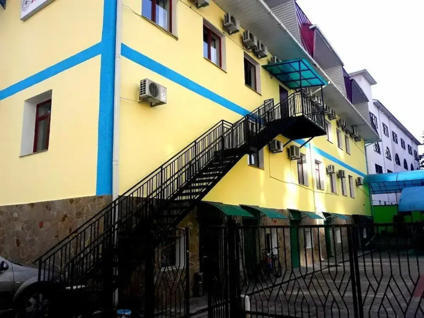 Hostel Yug