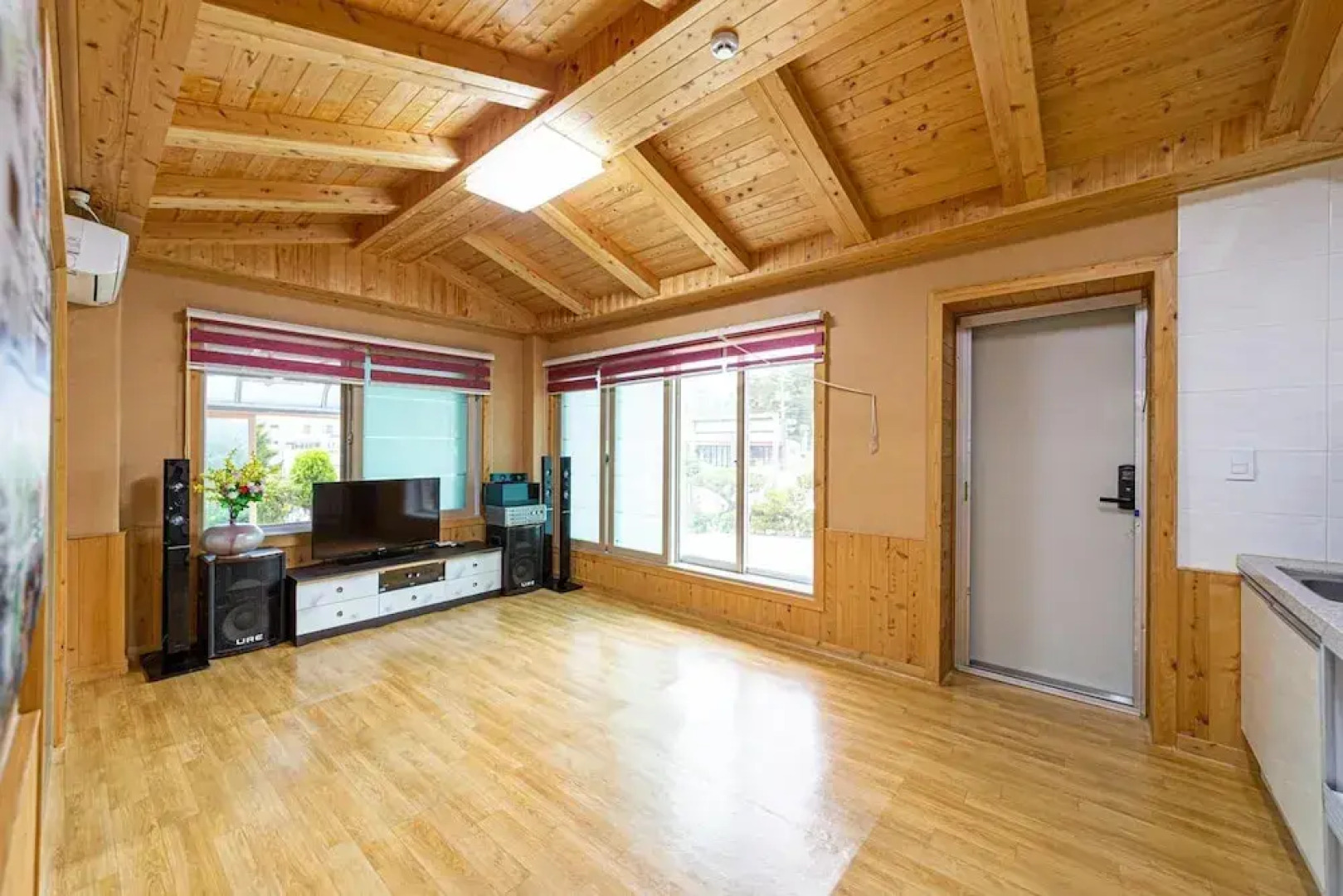 Samcheok Sol Beach Pension