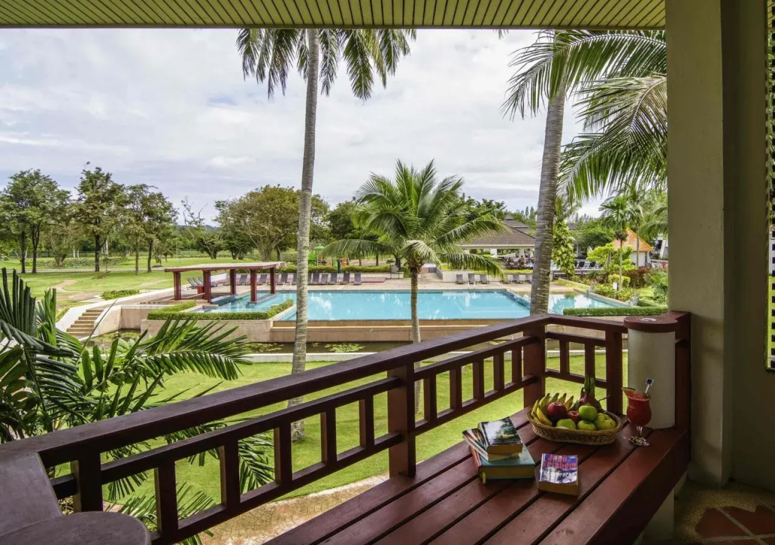 The Nouveau Chumphon Beach Resort & Golf