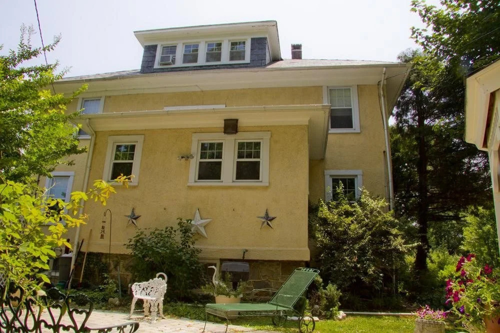 Paradise Bed and Breakfast