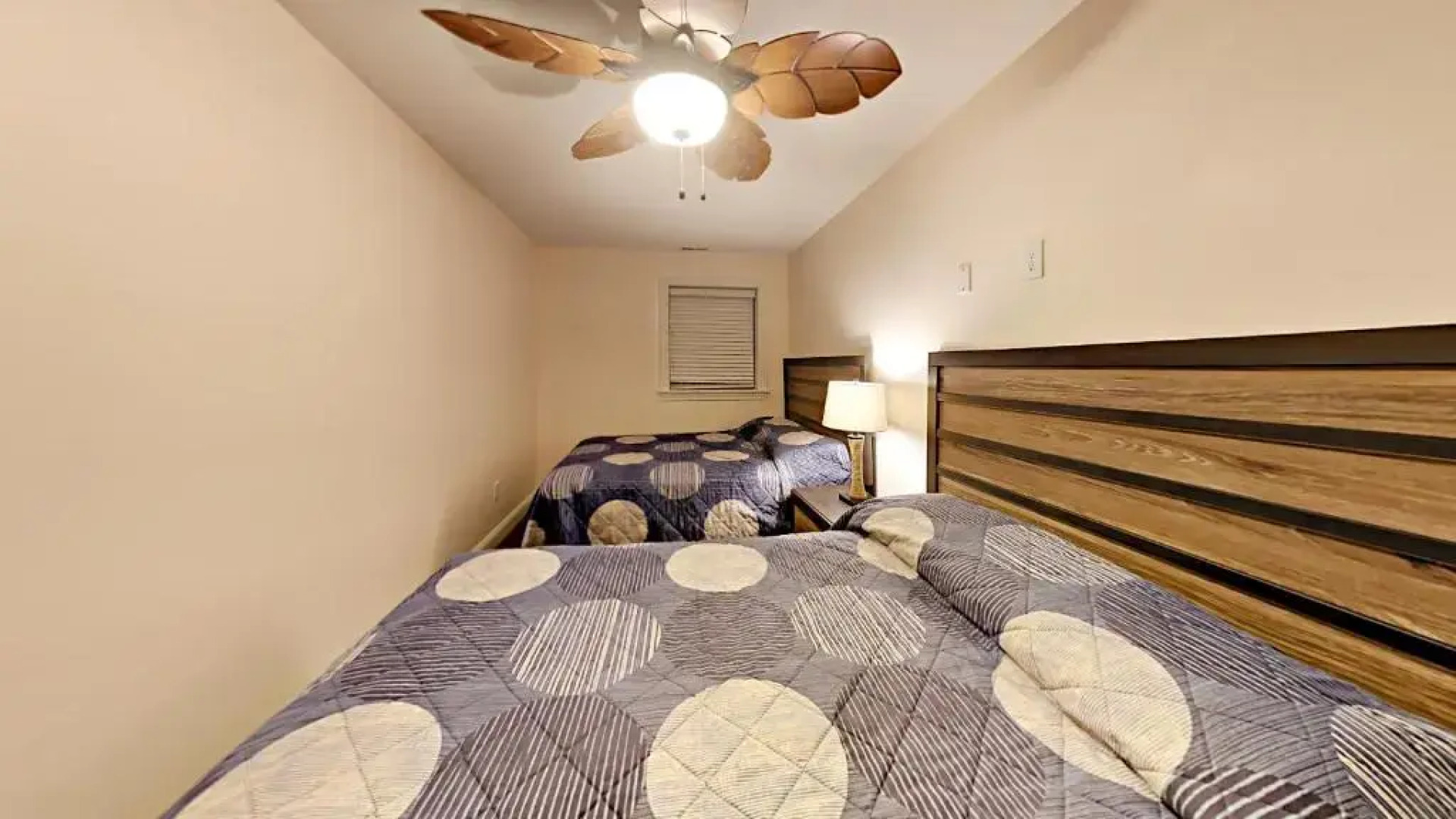 Put-in-Bay Waterfront Condo #105