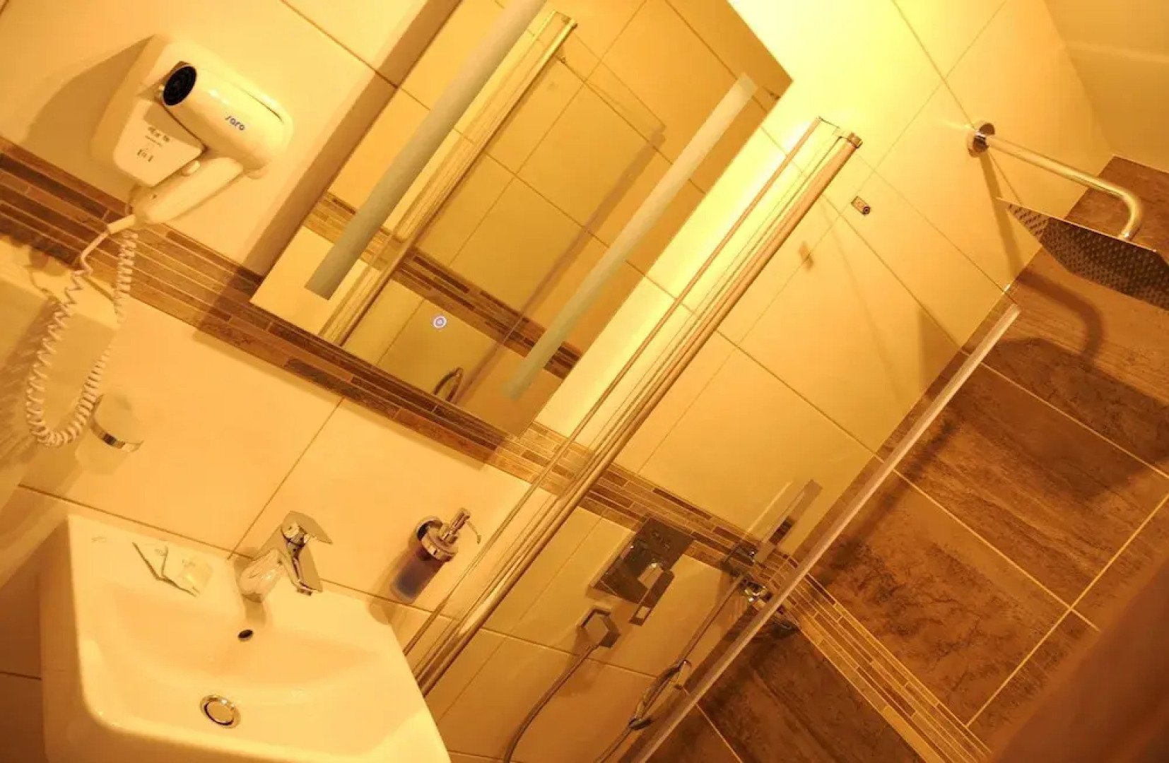 Hotel Restaurant Landhaus zum Mushof 3 KM von Autobahn