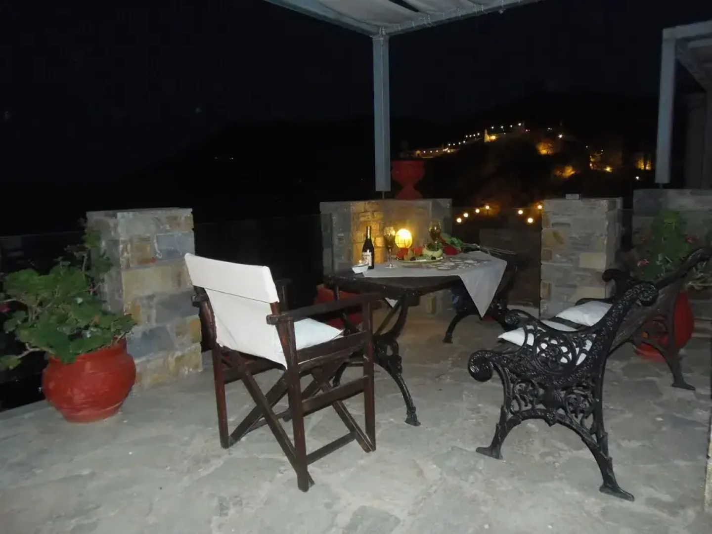 Studios Milos Skopelos-Where the Sea Meets the Sky