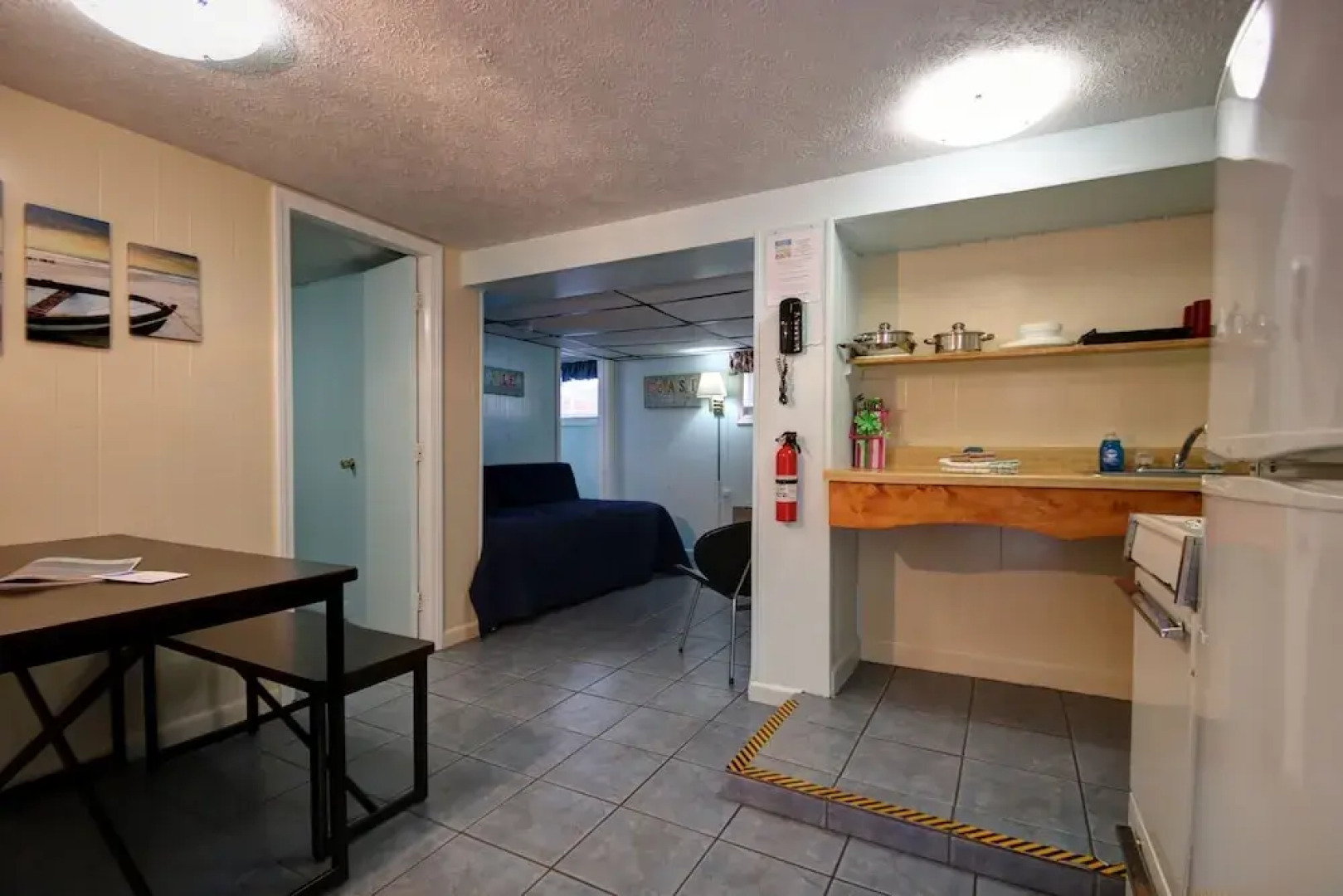 Biarritz Motel & Suites