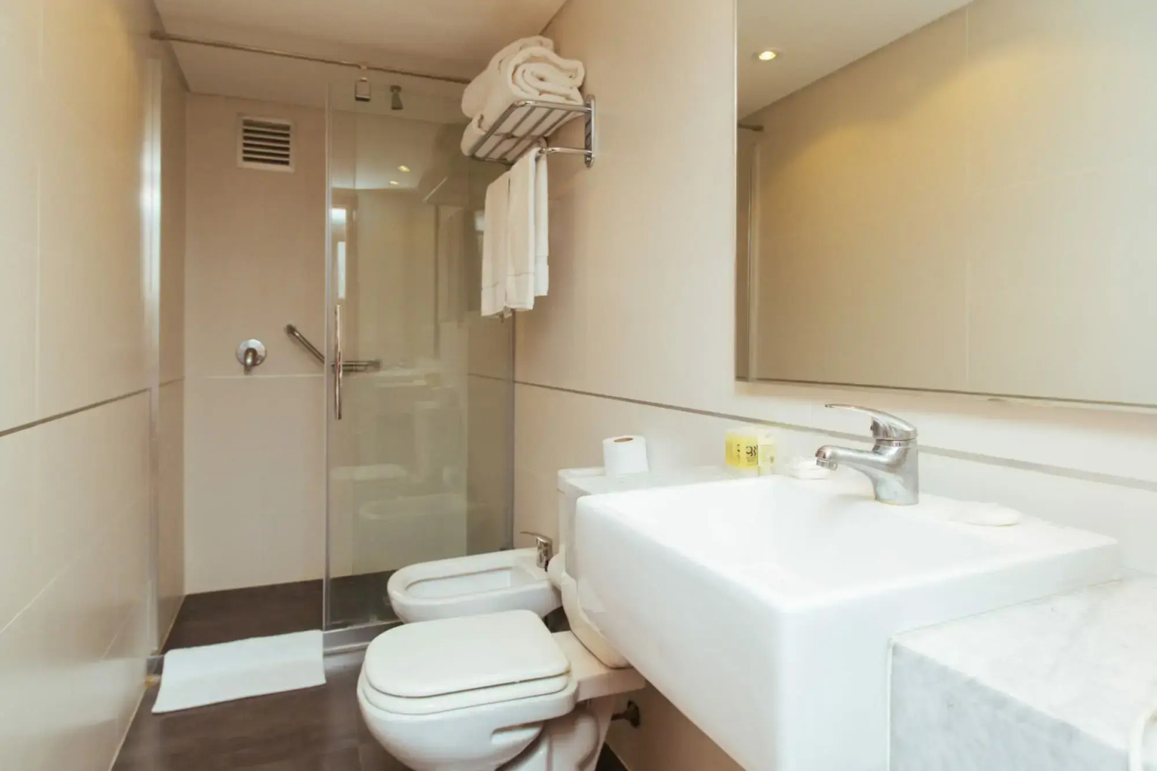 Golden Beach Resort And Spa